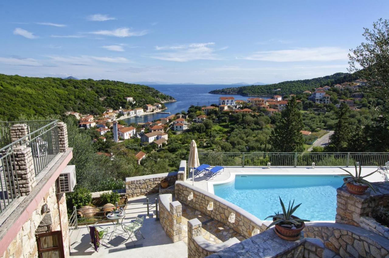 Likoudis Villas Suites ,On The Kioni,Ionian Islands Ithaca, Bagian luar foto