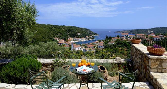 Likoudis Villas Suites ,On The Kioni,Ionian Islands Ithaca, Bagian luar foto